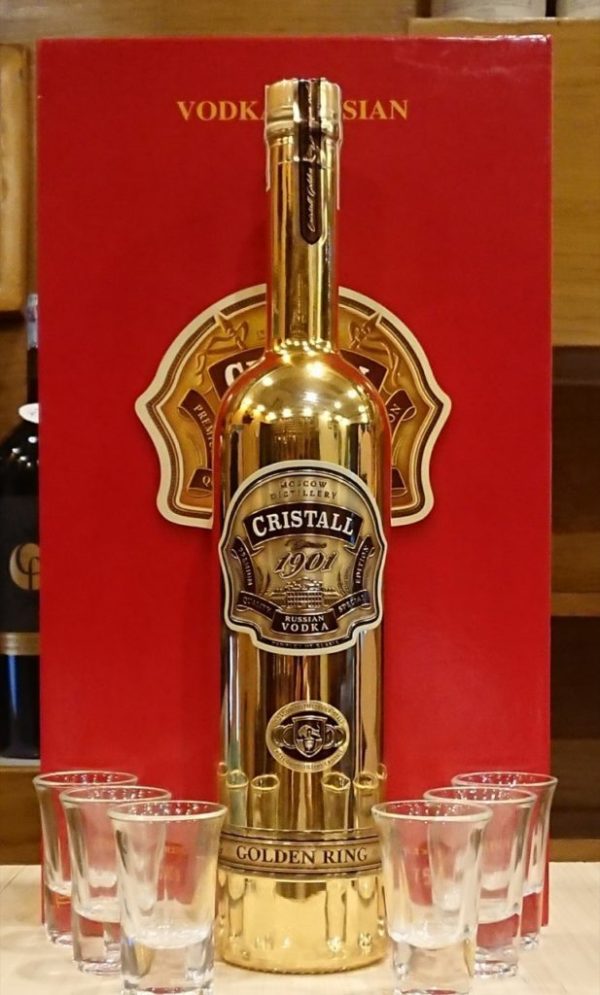 Vodka Nga Cristall 1901 Golden Ring với thiết kế mạ vàng sang trọng